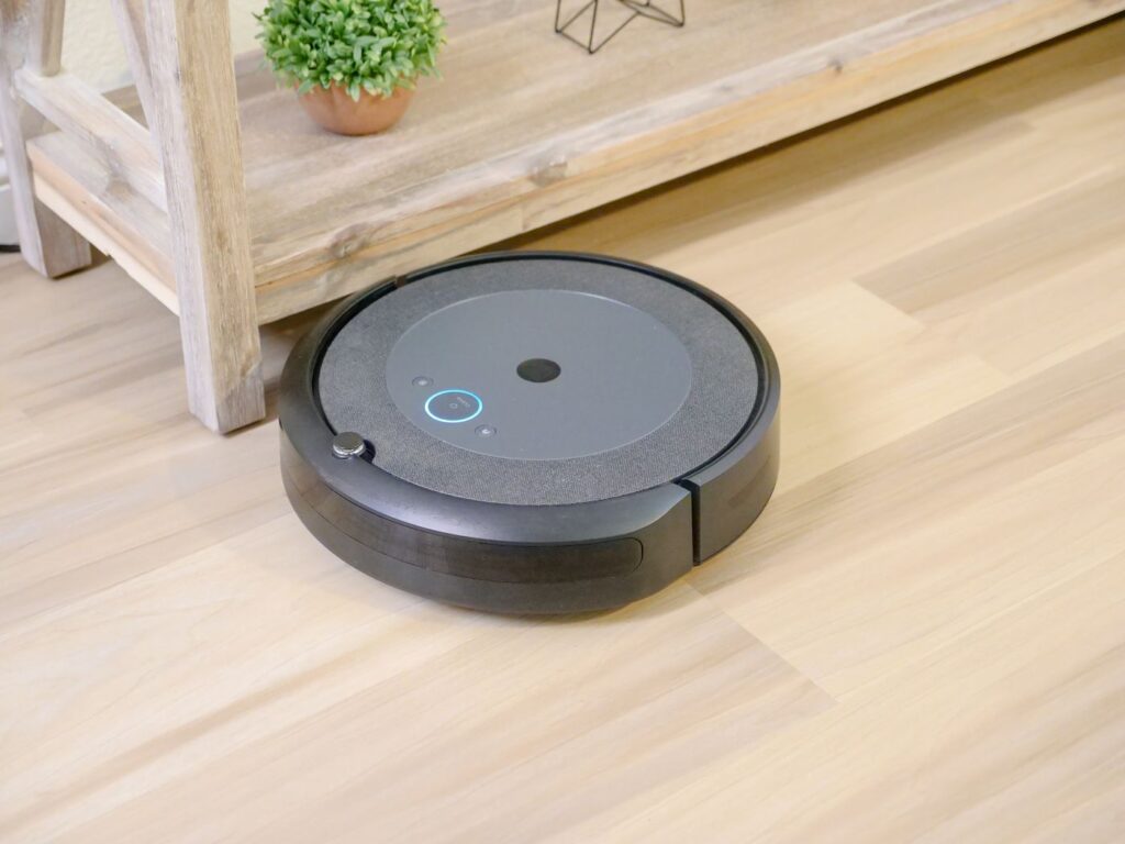 Købsguide: robotstøvsuger på gulvet